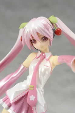 GOOD SMILE COMPANY Figure Japan: Character Vocal Series 01 Hatsune Miku Volume -Figures and Dolls Store 26e8bb817e504314a69cdd62603ffab4.jpg