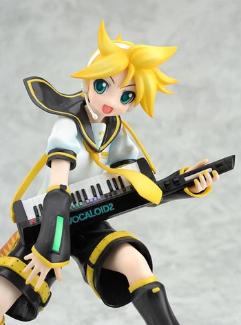 GOOD SMILE COMPANY Character Vocal Series 02: Kagamine Len Statue 2 GOOD SMILE COMPANY Character Vocal Series 02: Kagamine Len Statue - Image 2